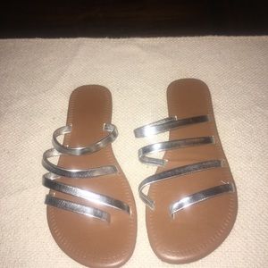 Time and Tru size 7 sandal